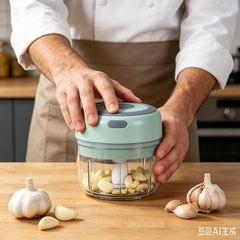 250ml Portable USB Rechargeable Mini Food Chopper